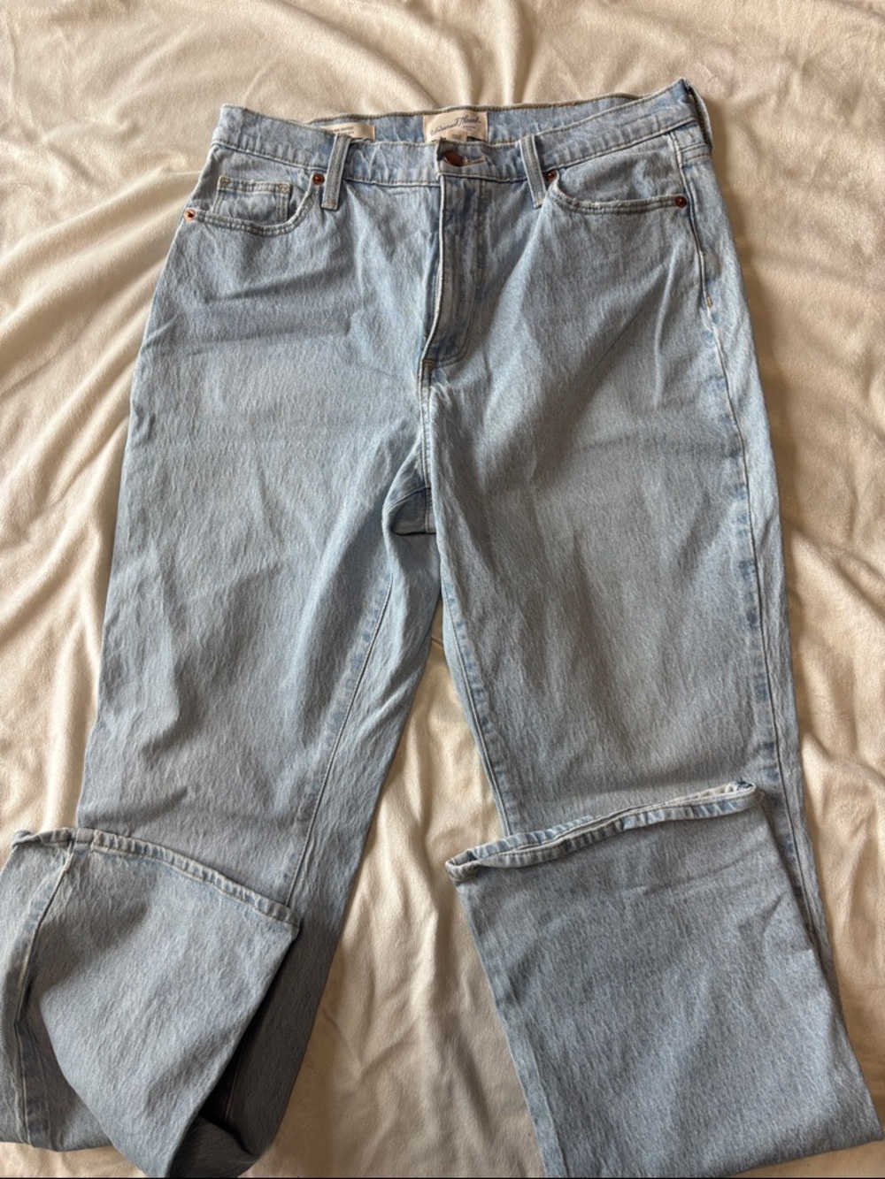 Universal Thread Light Blue Straight Leg Jeans